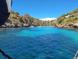 Crique turquoise à Majorque